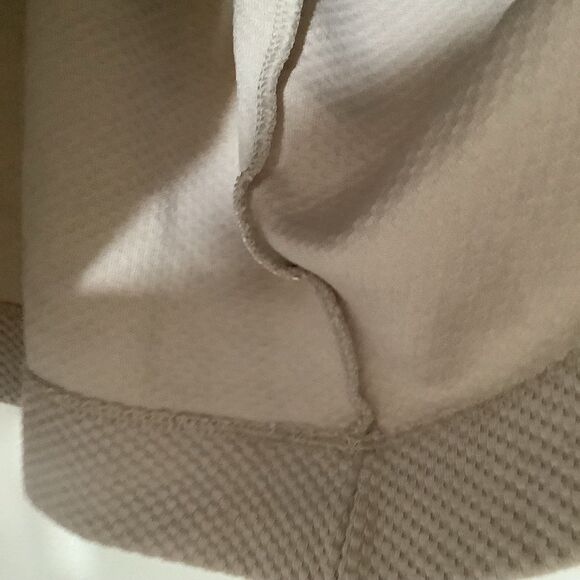 Puma Beige Sporty Athletic Yoga Running Logo Monogram Sleeveless Workout Top L - Picture 8 of 8